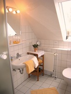 fewo-meereswelle-badezimmer-nordseeurlaub.jpg
